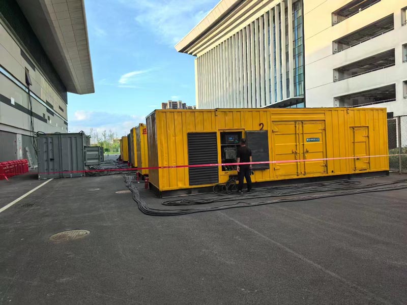 邢台柴油发电机冬季保养注意事项?