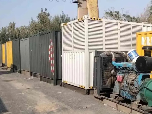 邢台200KW柴油发电机机组每小时油耗是多少?